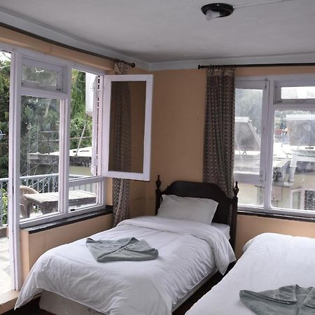 Beehive Hostel Kathmandu Exterior photo