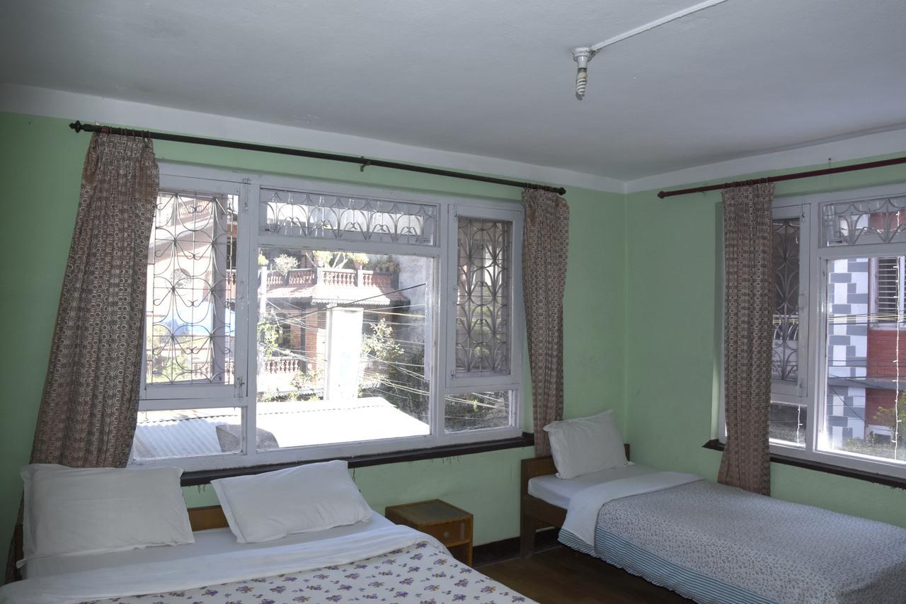 Beehive Hostel Kathmandu Exterior photo
