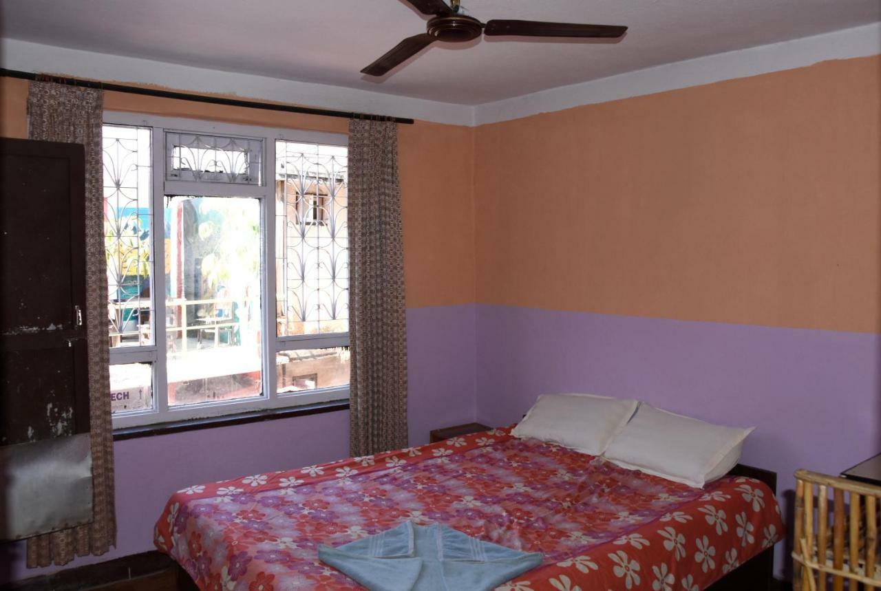 Beehive Hostel Kathmandu Exterior photo